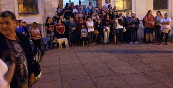 “Menos festas, mais salários” bradam servidores da prefeitura de Avaré