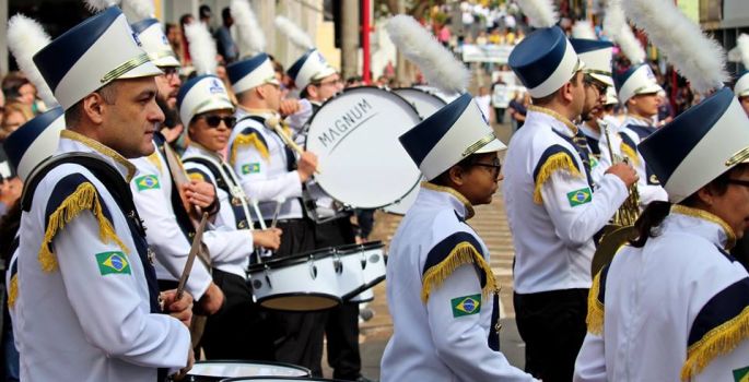 Banda Marcial estreou no desfile dos 157 anos de Avaré