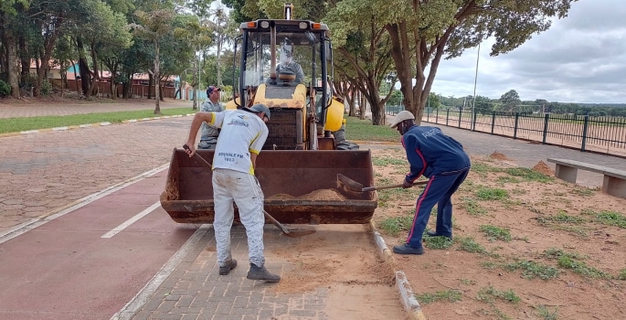 Prefeitura de Avaré promove limpeza em áreas públicas