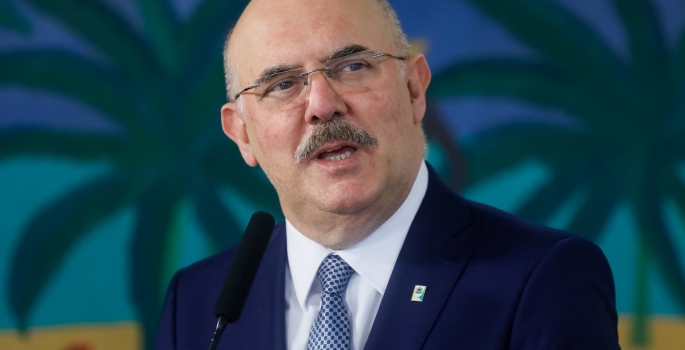 Ministro da Educação diz que universidade deveria ser para poucos