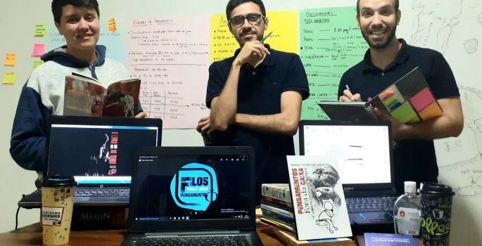 “Filos editora” une escritores em Cerqueira César