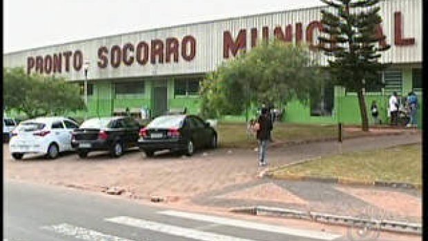 Acidente mata família na SP-255