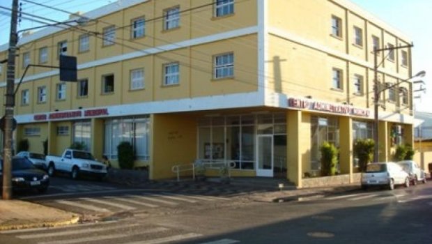 Prefeito retira PL de reajuste do Vale Alimentação e desagrada funcionários