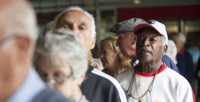 Pesquisa indica que idosos podem ser assintomáticos para o coronavírus