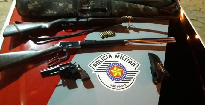 PM prende indivíduo com armas e munições em Águas de Santa Bárbara