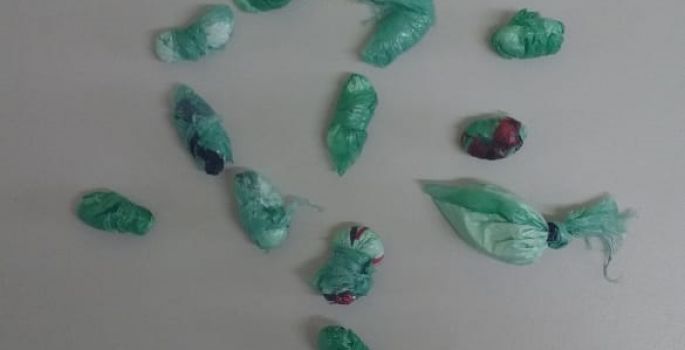 Após denúncia, traficante é flagrado com drogas pela PM em Avaré