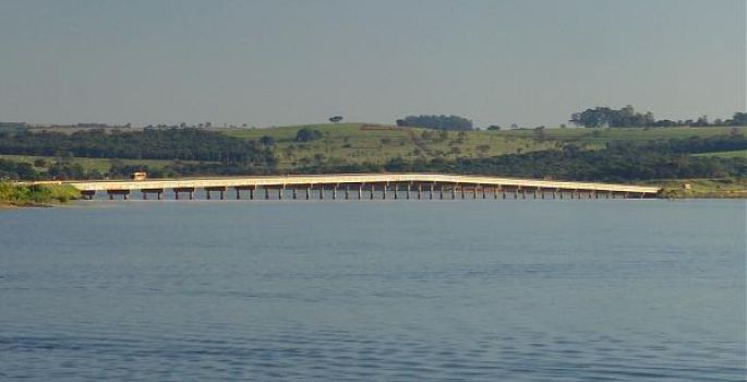 Corpo de idoso é retirado de represa em Itaí