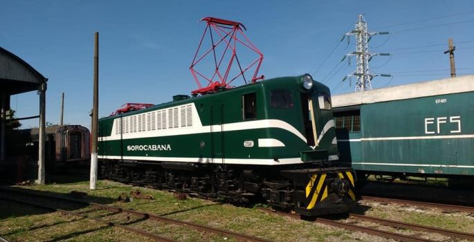 Ferrovia eletrificada aberta por Vargas completa 75 anos
