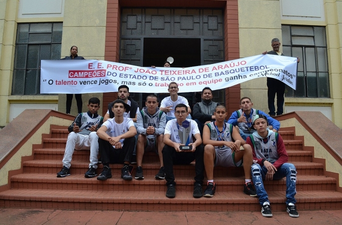 Basquete de Avaré é campeão nos Jogos Escolares de São Paulo