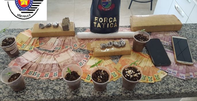 Força Tática prende dois casais de traficantes em Itaí