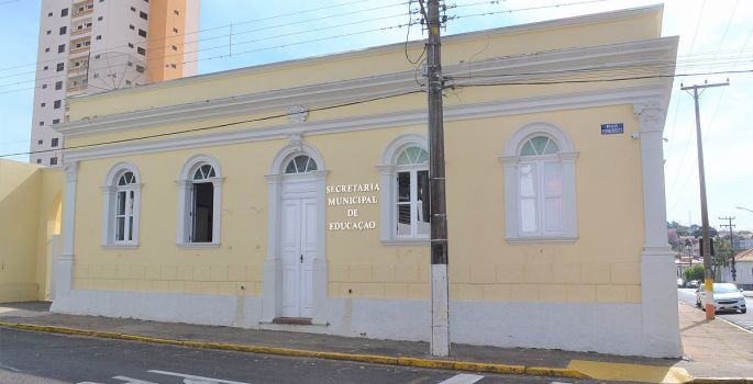 Servidores realizam reunião visando derrubar decreto prejudicial de Jô Silvestre