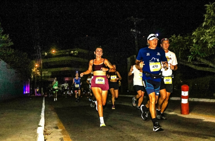 Competidor de Avaré é destaque em corrida noturna de Florianópolis