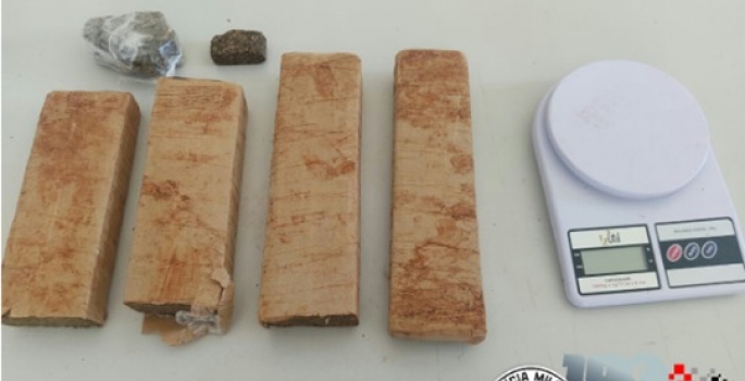 PM prende dois traficantes no final de semana; um deles com quase 2Kg de drogas
