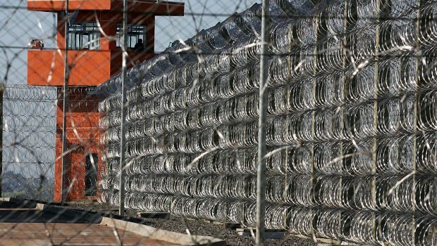 PT explora a crise penitenciária