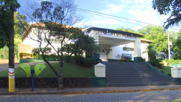 Professores podem participar do Plano de Carreira do Magistério e Estatuto