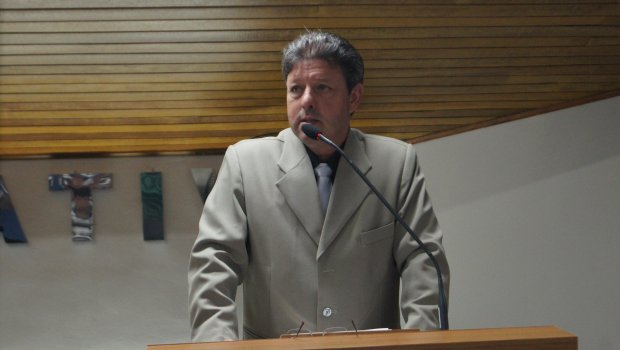 Clivatti volta à Câmara e pede melhorias para o comércio