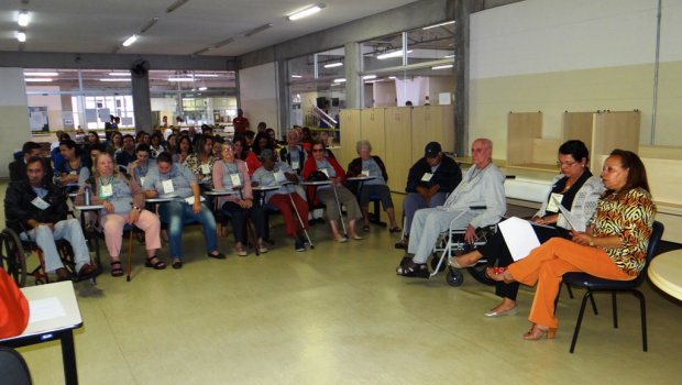 Conferência debate políticas públicas da pessoa com deficiência