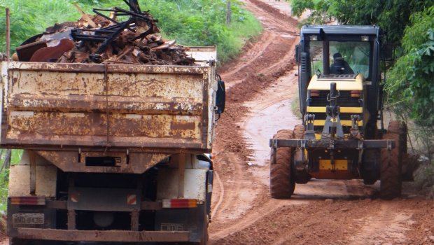 Via de ligação dos bairros Ipiranga e Vera Cruz recebe melhorias