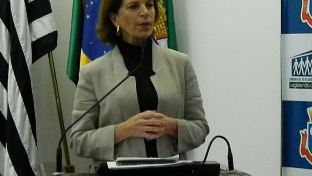 Rosângela Paulucci quer que município distribua medicamento fracionado
