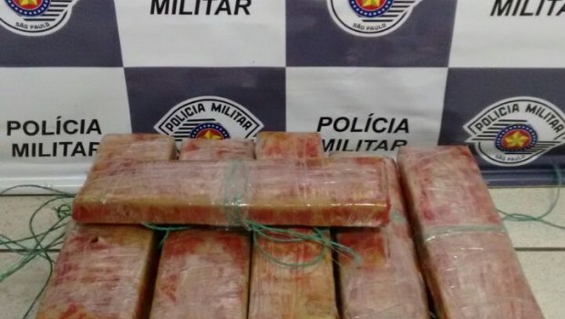 TOR APREENDE 16 TABLETES DE MACONHA EM RODOVIA