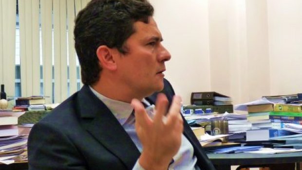 Sérgio Moro quebra o silêncio