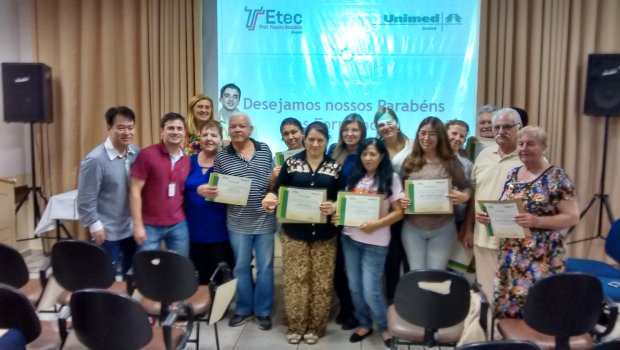 Unimed e Etec formam mais uma turma do curso de inclusão digital