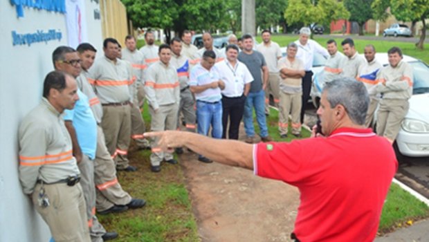 Trabalhadores da CPFL Santa Cruz rejeitam proposta e marcam greve para 1º de fevereiro