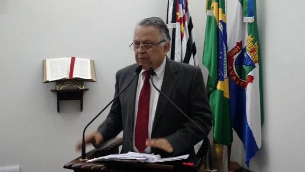 Vereador pede presença de Diretora da Central de Alimentação Escolar