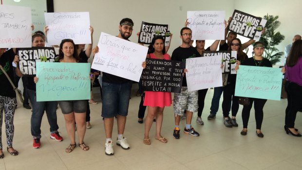 Professores protestam contra governador em Avaré