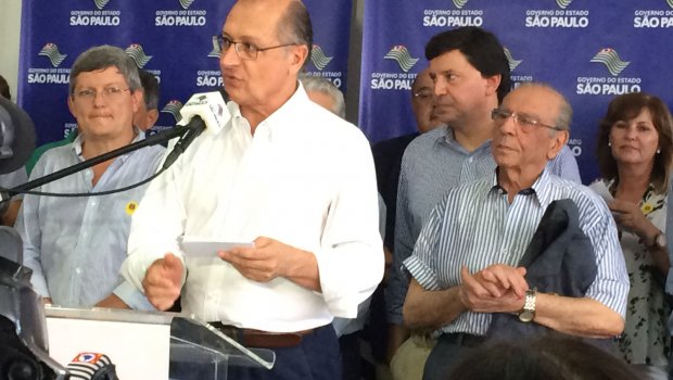 Governador visita novo ambulatório da Santa Casa