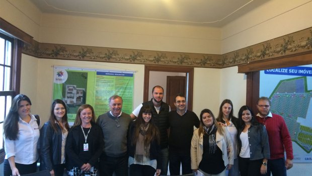 Famílias do Residencial São Rogério II escolhem lotes da futura moradia-Veja as fotos do lançamento