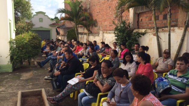 Famílias do Residencial Vida Nova Água Branca escolhem lotes da futura moradia