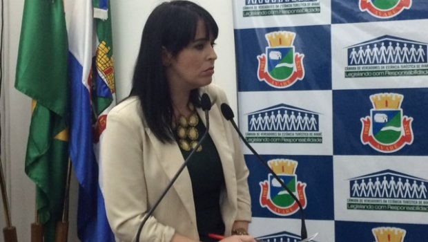 Vereadora questiona convocação do Sindicato dos Funcionários Municipais