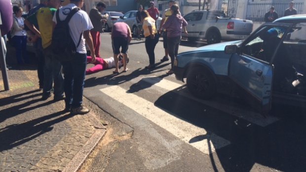 Grave acidente fere motociclista em Avaré