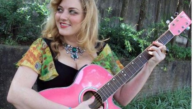 Mariangela Zan se apresenta em Avaré no dia 25