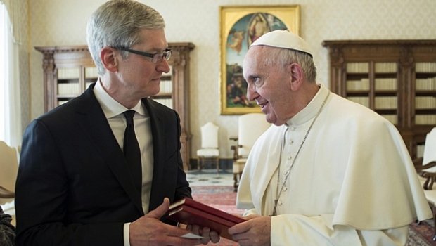 Internet e redes sociais são ‘dom de Deus’, diz papa Francisco