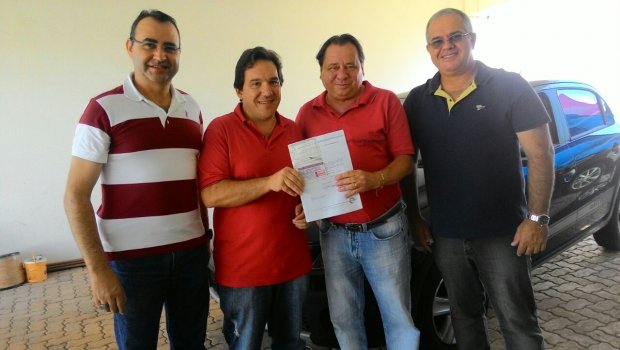 Câmara doa carro para Secretaria da Saúde