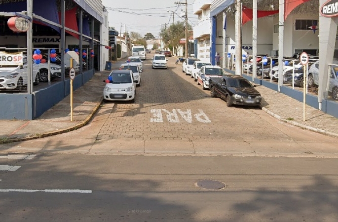 Rua Sérgio Bernardino ganha sentido único a partir de terça-feira, 1º de julho