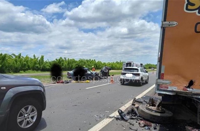 Idosa morre e 4 ficam em estado grave após acidente pela Rodovia Castello Branco