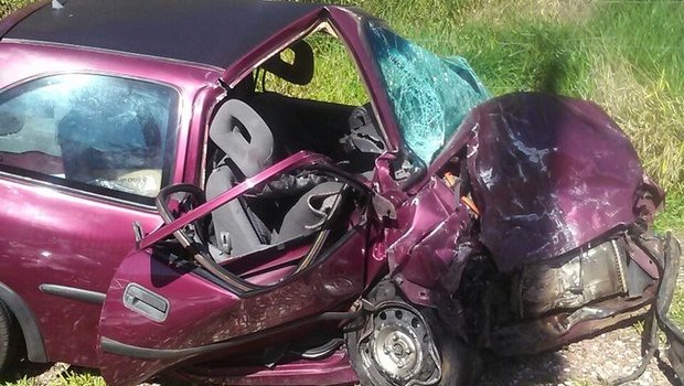 Acidente na rodovia da Morte de Avaré deixa feridos