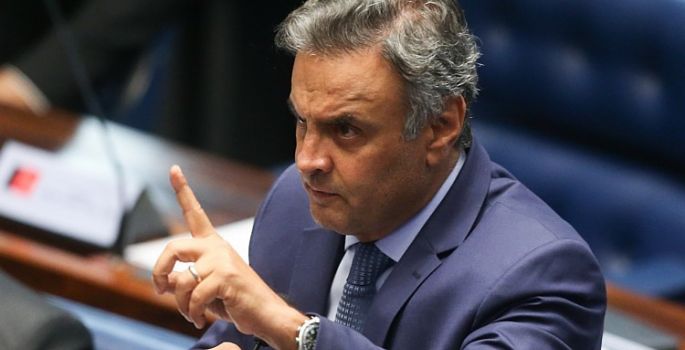 Aécio recusa renúncia e faz apelo para permanecer na presidência do PSDB