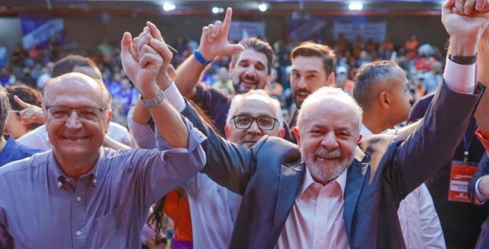 PT aprova em convenção chapa Lula-Alckmin para disputar Palácio do Planalto