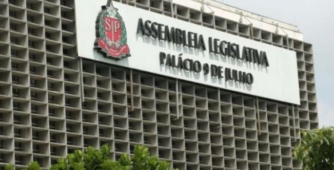 Alesp planeja cortar salários de deputados e destinar R$ 320 mi para combate ao coronavírus