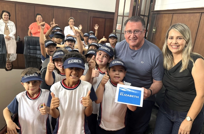 Alunos da Escola Elizabeth de Jesus Freitas são recepcionados na Prefeitura de Avaré