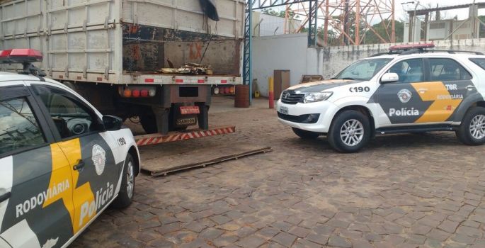 Polícia Rodoviária apreende tabletes de maconha em Piraju