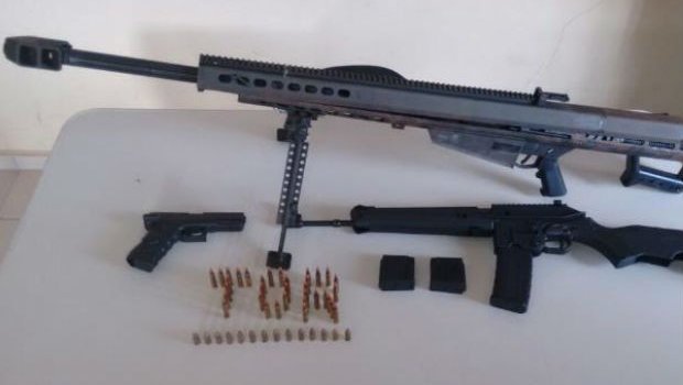 Trio é detido com armas de uso restrito do exército em Avaré