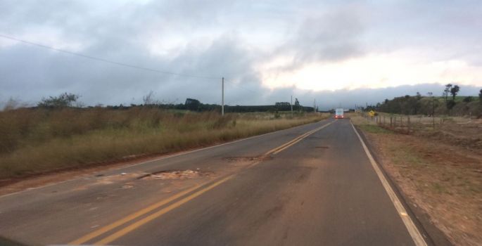 Vicinal que liga Avaré a Itatinga vem gerando perigos a motoristas