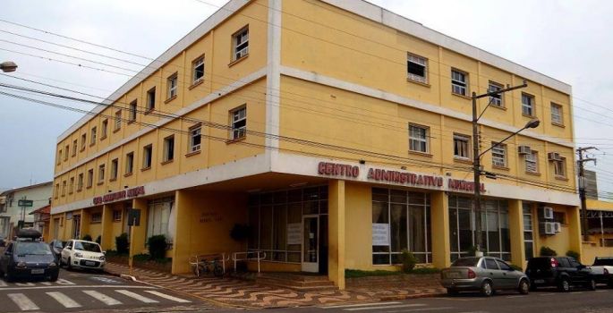 Prefeito economizou mais de 7 milhões ao não dar reajuste ao funcionalismo, diz vereador