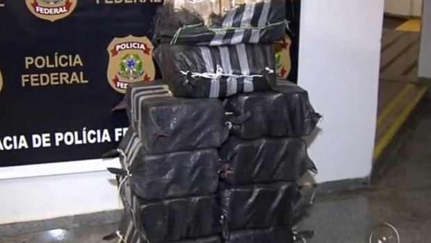 Força Aérea e PF interceptam avião com cocaína na região de Araçatuba