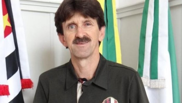 Vice-prefeito perde prestígio e deve deixar PTB